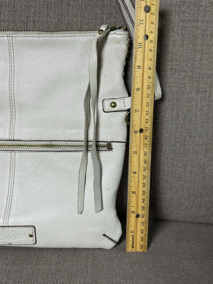 Bolso Bandolera Plegable de Cuero Lucky Brand Bolso Hobo Usado en Excelente Condición Foto 3 de 4