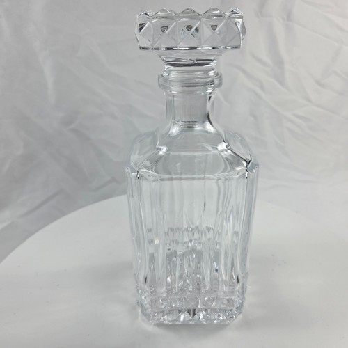 CRYSTAL CLEAR HEAVY GLASS LIQUOR/WINE DECANTER 24 OZ - Picture 2 of 5