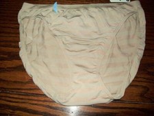 NWT JOCKEY COMFIES SEAMFREE MATTE SHINE BIKINI PANTIES 1305 034 neutral size 8