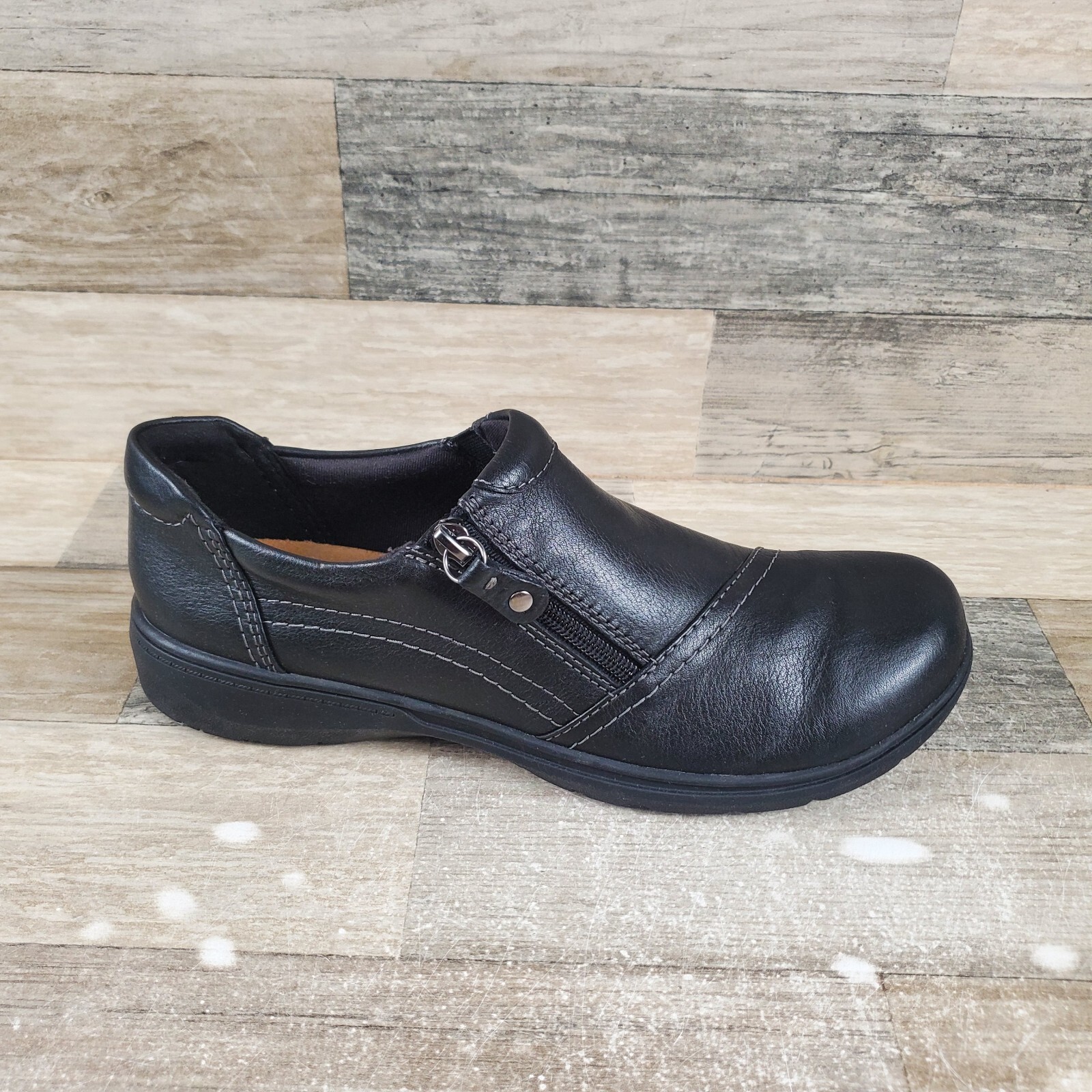 Clarks Carleigh Ray Womens Black Faux Leather Slip On Flat Shoes Size 10 M with Zipper
