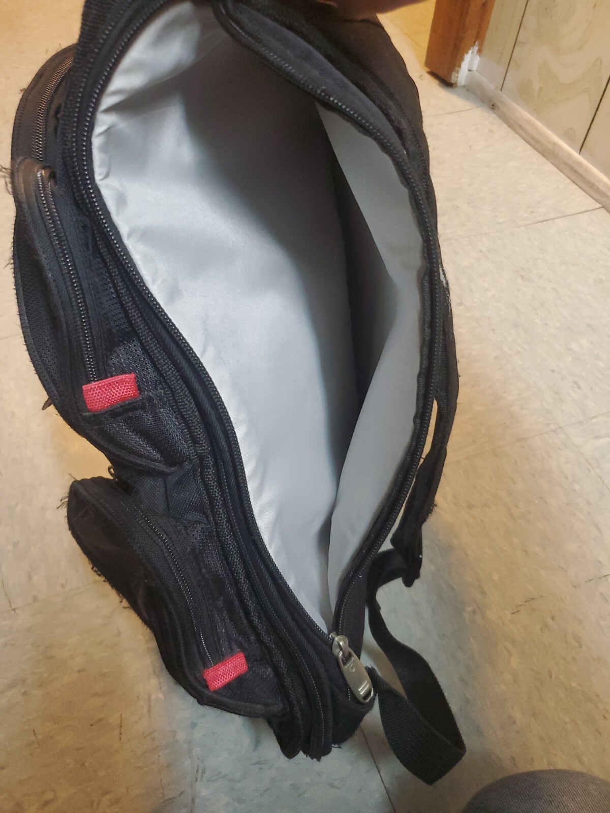 Scientific Games backpack With Side Pockets And C… - image 7