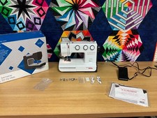 Bernette b35 Mechanical Sewing Machine w/ Acc...
