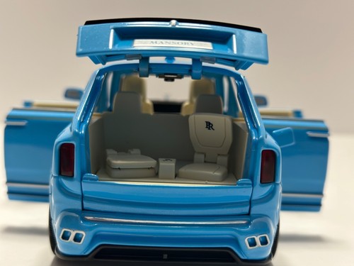1:24 rolls royce cullinan mansory Diecast with LED HEADLIGHT & TAILLIGHT Blue - Picture 7 of 9