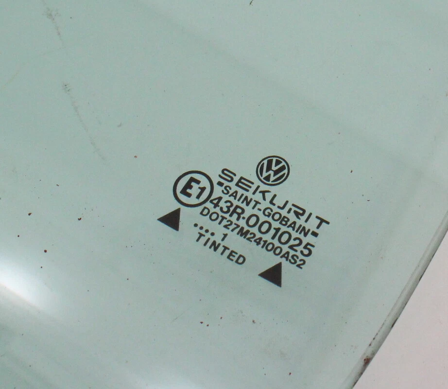 Vidro lateral para janela de porta externa frontal LH 80-93 VW Rabbit Cabriolet MK1 - Genuíno - Imagem 2 de 3