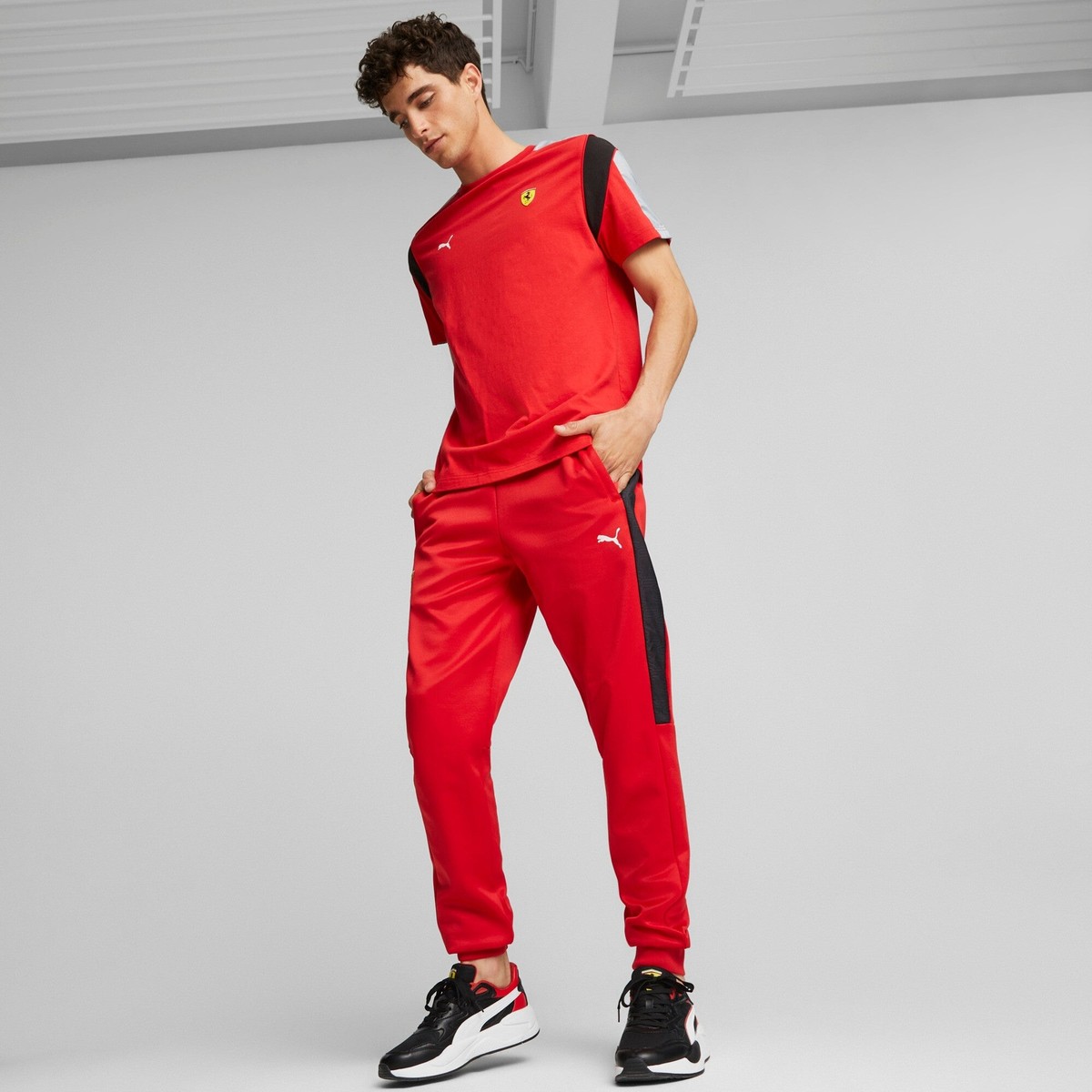 トラックパンツ・ジャージ PUMA Ferrari Race MT7 Track Pants Red 62093702 620937-02 620937-02] MENS PUMA FERRARI RACE MT7 TRACK PANTS | eBay
