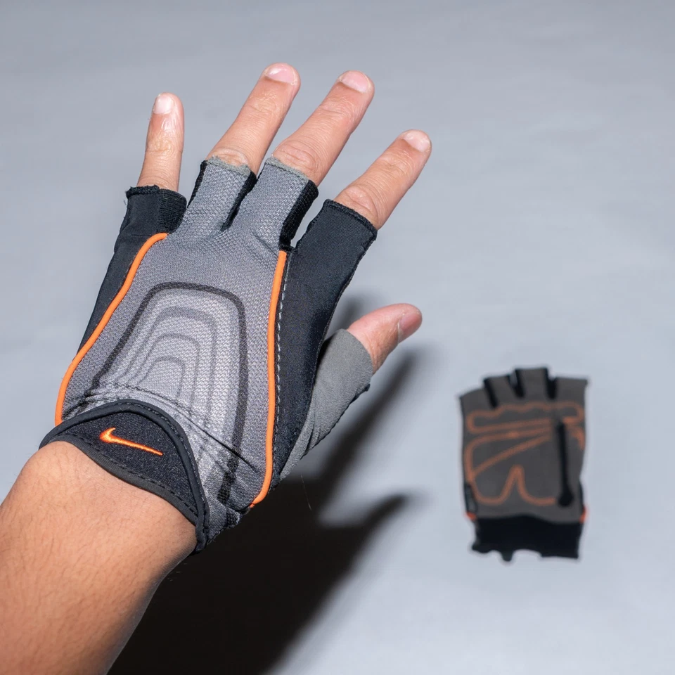 Guantes de ciclismo Nike sin dedos años 2000 Foto 3 de 3