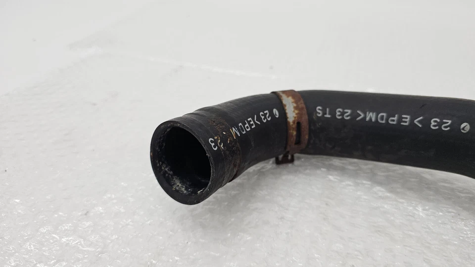 Tubo de manguera de refrigeración de refrigerante de motor Subaru Outback 2.5I 2010-2014 OEM Foto 2 de 4