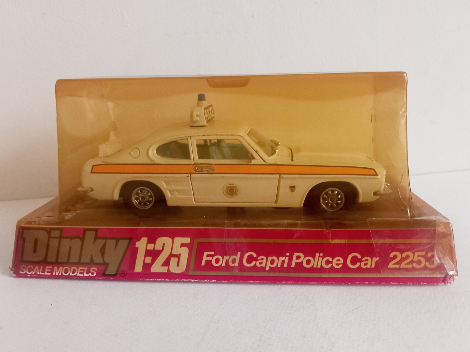 Dinky 2253, Ford Capri Police Car - Free Price Guide & Review