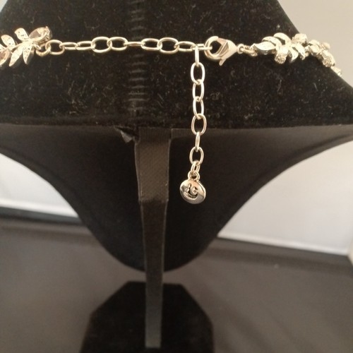 Swarovski Bridal Cut Wedding Necklace and Bracelet Jewelry Set - Picture 7 of 15
