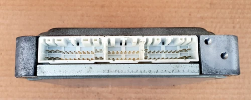 Toyota Land Cruiser Prado KZJ90L 1KZTE A/T 89661-60560 engine computer oem jdm - Picture 3 of 9