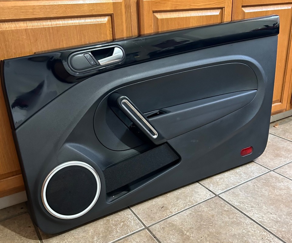 OEM 9810 Volkswagen Beetle Door Panels BLACK/BLACK Driver & Passenger Pair Set eBay