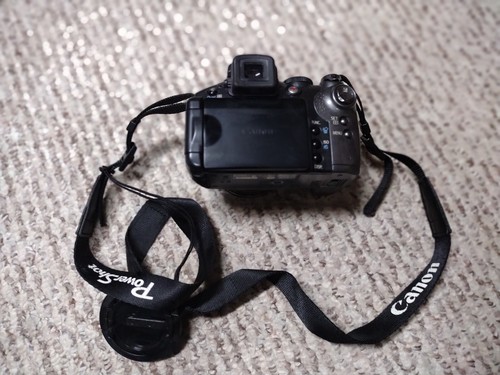 Canon PowerShot S5 IS 8.0 MP Digital Black Camera with Flip Out Screen W/Bag - Picture 3 of 5