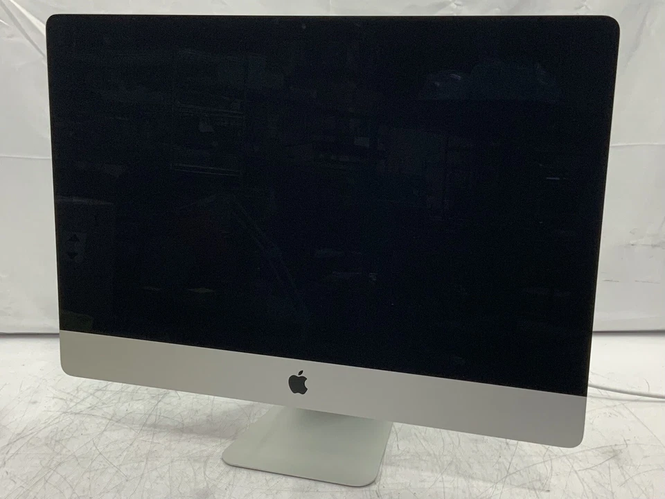 Apple iMac 5K 27" Intel Core i7 4.2 GHz 3TB HDD 64GB RAM Radeon Pro 580 8GB - Image 2 of 4