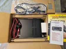 ICOM IC-7300 HF 50 mHz Amateur Ham Radio Transceiver & Microphone & Books