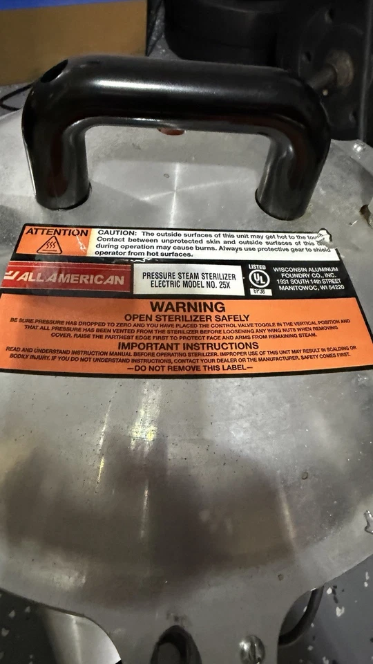 Esterilizador eléctrico/autoclave All American 25X de aluminio fundido pesado Foto 2 de 4