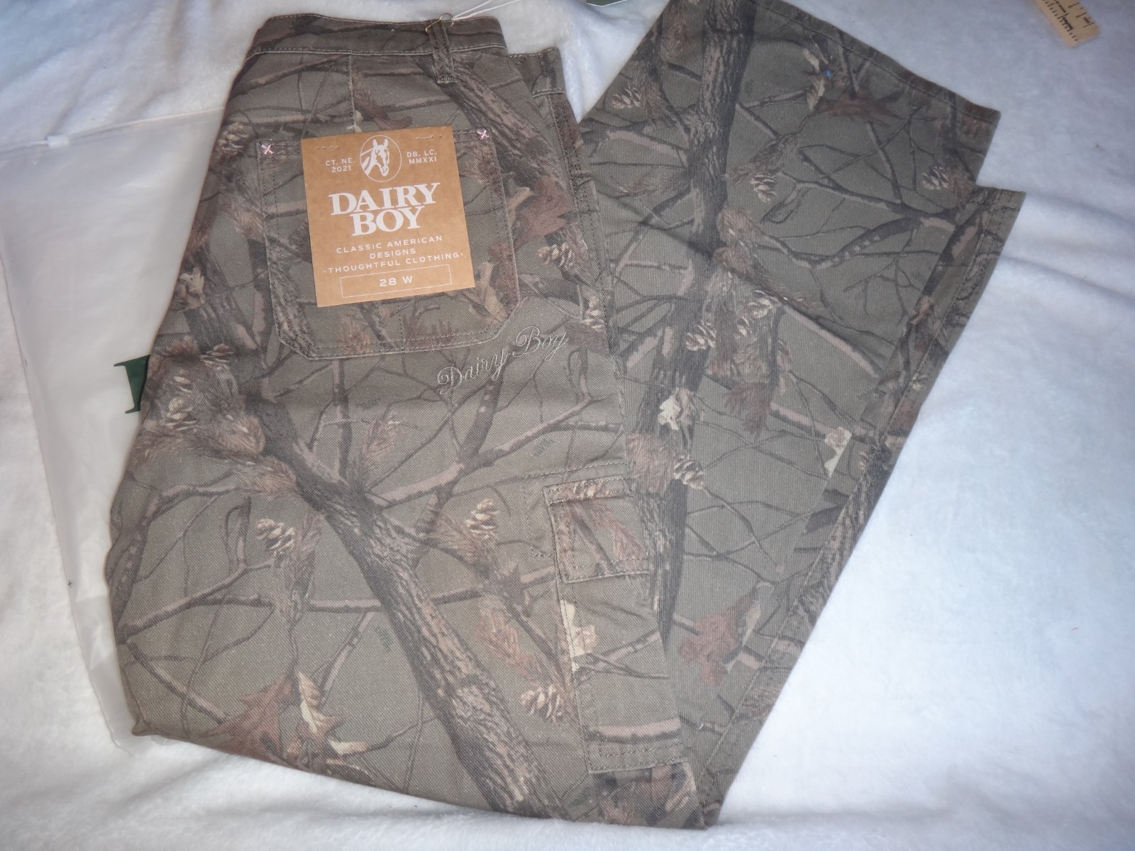 Dairy Boy Evergreen Camo DB CARGO PANTS 28 NWT  SOLD OUT image 6