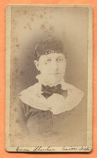 CDV Danville IN Ritratto di giovane donna ID di Craddick circa 1870 timbro posteriore