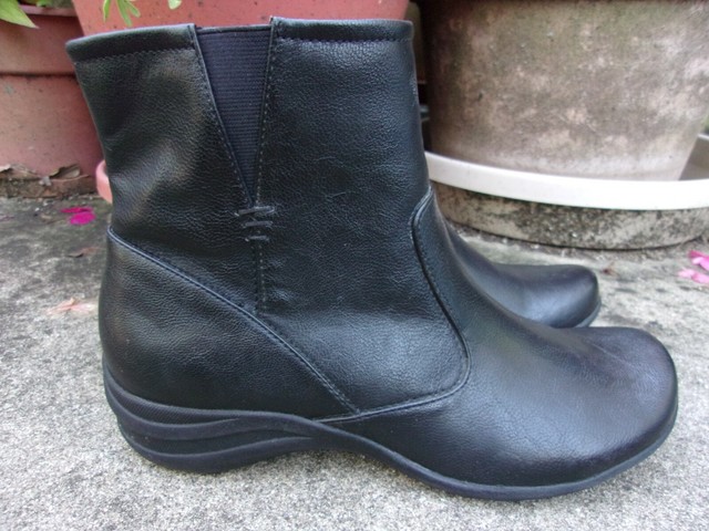 who sells jack purcells