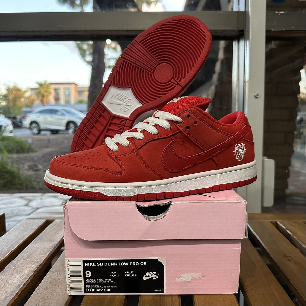 Nike SB Verdy Girls Don’t Cry Dunk Low 2019 (Worn 1 time) Size 9 OG ALL!