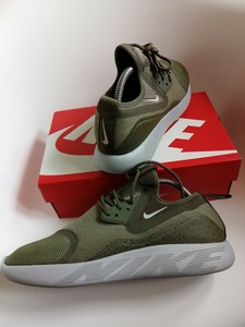 nike feminino verde militar