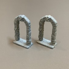 2Pcs Opened Door Minitaures Heroquest Board Game D D Dungeon Role Playing Figure