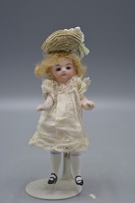 Fabulous French Mignonnette / Gorgeous Antique French Mignonette All Bisque