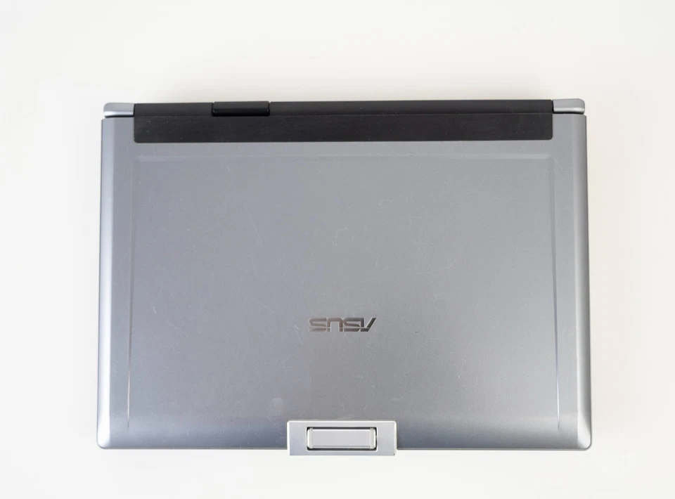 ASUS NOTEBOOK F5 SERIES INTEL 2 DUO 15.4" - DATATO MA PERFETTAMENTE FUNZIONANTE - Immagine 4 di 4