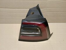 TESLA MODEL 3 Heckleuchte Rückleuchte Rechts 1077400-00-C LHD OE Original Teil