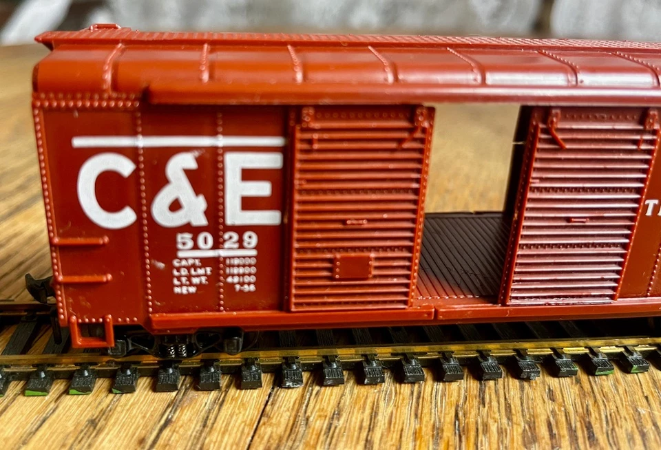 Vintage HO Scale Train C & EI Freight Car 5029, Chicago & Eastern Illinois -RARE - Image 2 of 4