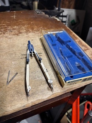 Vintage Staedtler Mars Quickbow Compass 552 00 SK w/ Case Germany