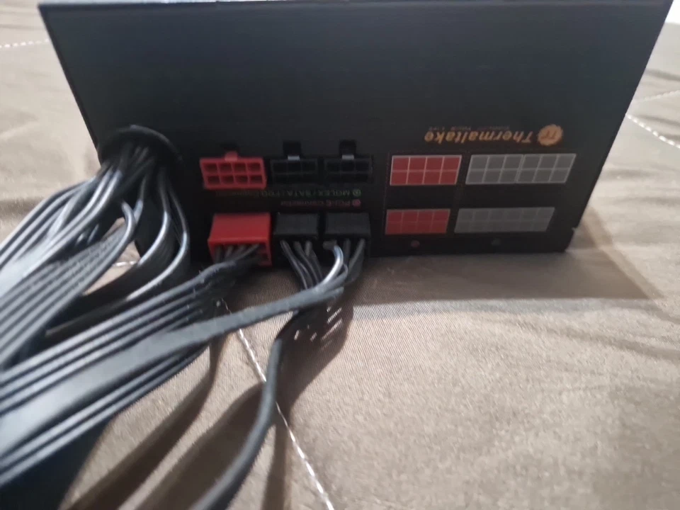 Alimentatore Thermaltake Smart M750 Pc 750w 80 Plus Bronze Modulare - Immagine 3 di 4