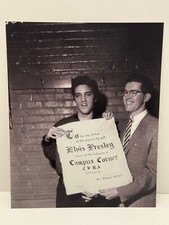 ELVIS PRESLEY AUTHENTIC ORIGINAL 8x10 PHOTO 1957 BACK STAGE CA +Letter from JAT