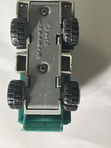 Vtg. ARCO Short Tanker Diecast Hong Kong - Picture 5 of 6