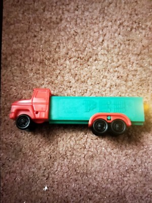 OLD PEZ ヴィンテージペッツ　vintage PEZ truck PEZ Vintage Truck Pez dispenser Red And Blue | eBay
