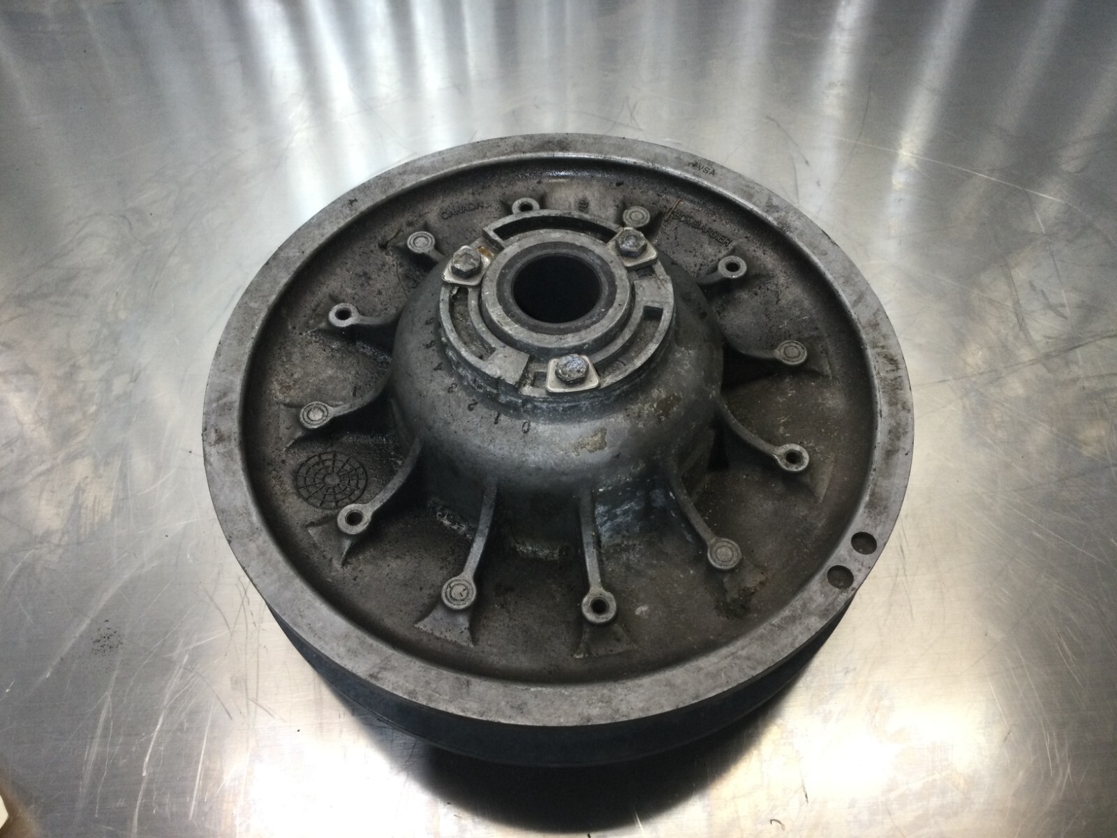SKIDOO SECONDARY DRIVEN CLUTCH 417222162 S008 eBay