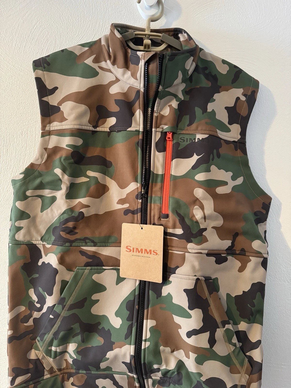 Simms Rogue Fishing Full Zip Vest Mens Medium Softshell Woodland Camo New