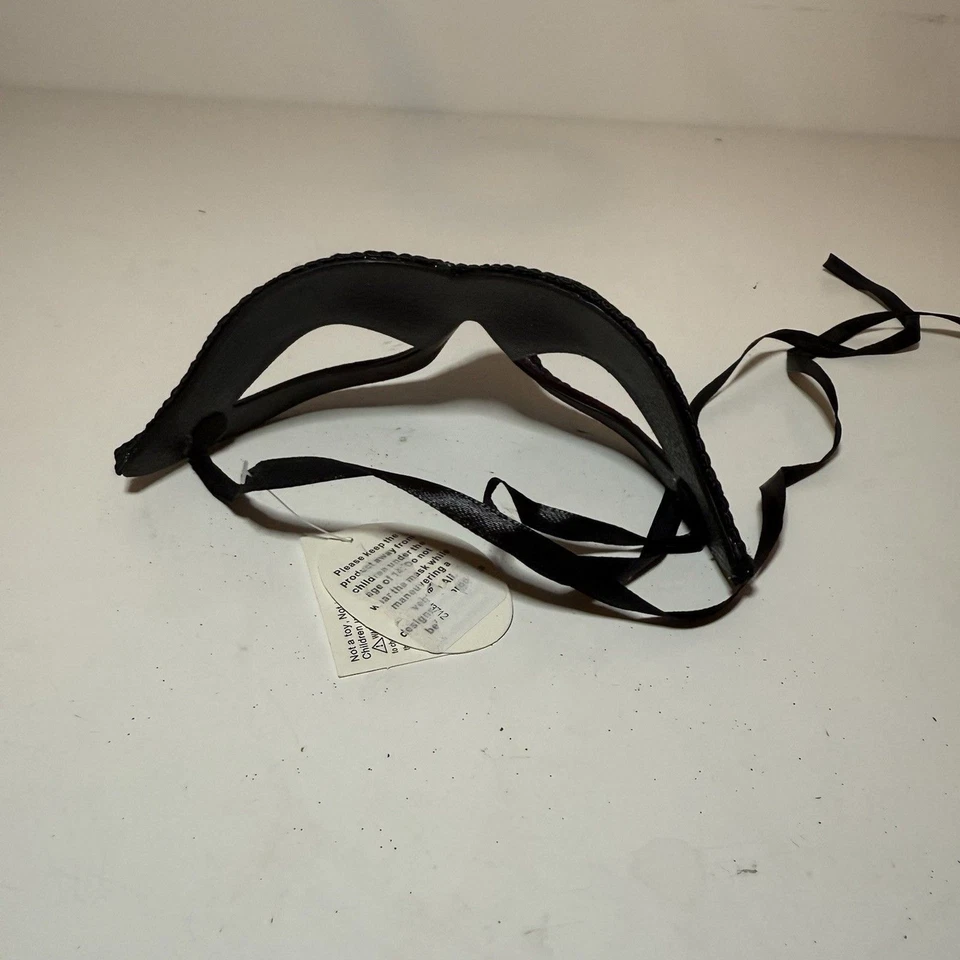 NWT Black Venetian Classic Masquerade Costume Eye Mask Prom Halloween Party - Image 4 of 4