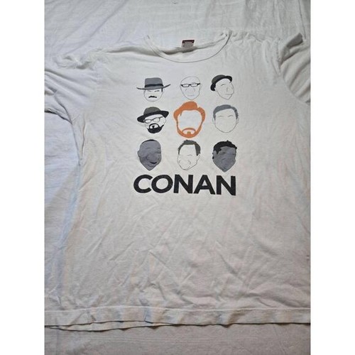 BustedTees T-Shirt XXL White Conan O'Brien  Multi Face Comedian See pics stain - Afbeelding 1 van 9