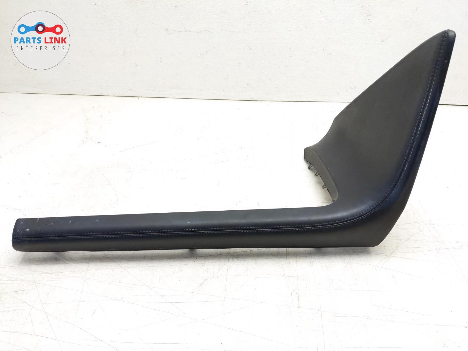 Bentley Bentayga 2016-2020 RIGHT Trim molding