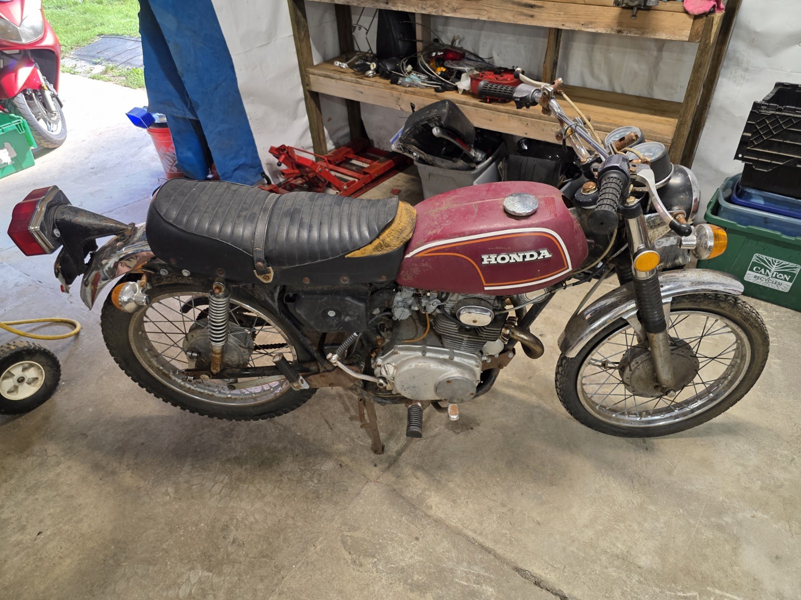 1972 Honda CL 175 CL175 Rear Brake Drum Hub Plate Shoes #825.2-54