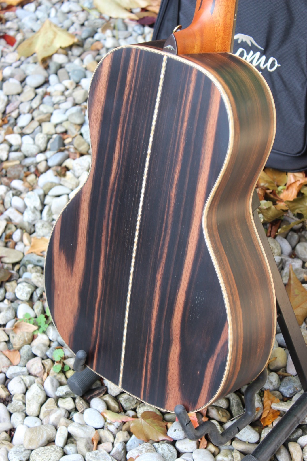 Chitarra BROMO Parlor Rocky Mountain serie BAR6E + pickup + borsa *ESPOSITORE* foto 6