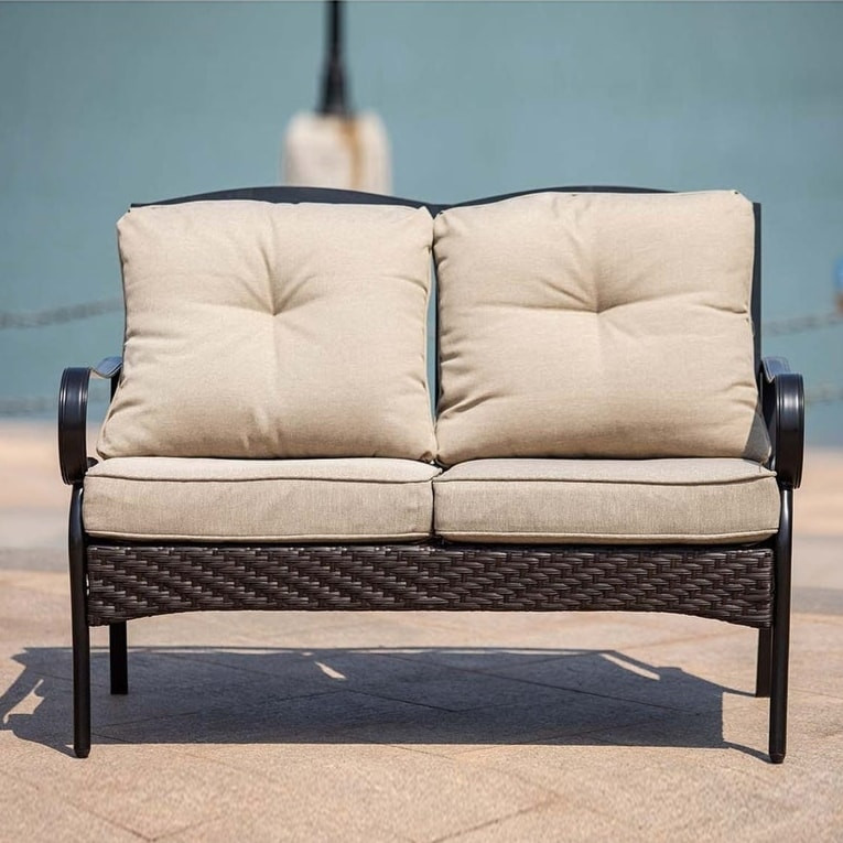 The Elton Collection Garden Relaxation Loveseat