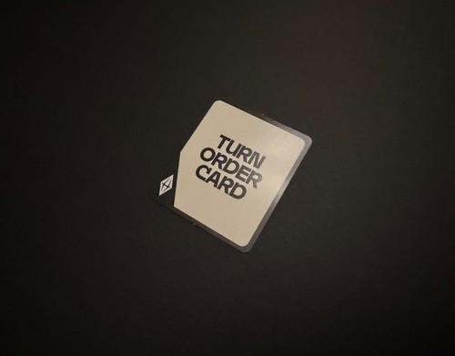 Juego de Mesa Los Sims | Tarjeta Blanca de Orden por Turnos | Pieza de Juego Oficial de Repuesto - Imagen 4 de 4
