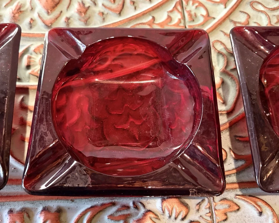 Vintage MCM Anchor Hocking Ruby Red Ashtrays - Image 3 of 4