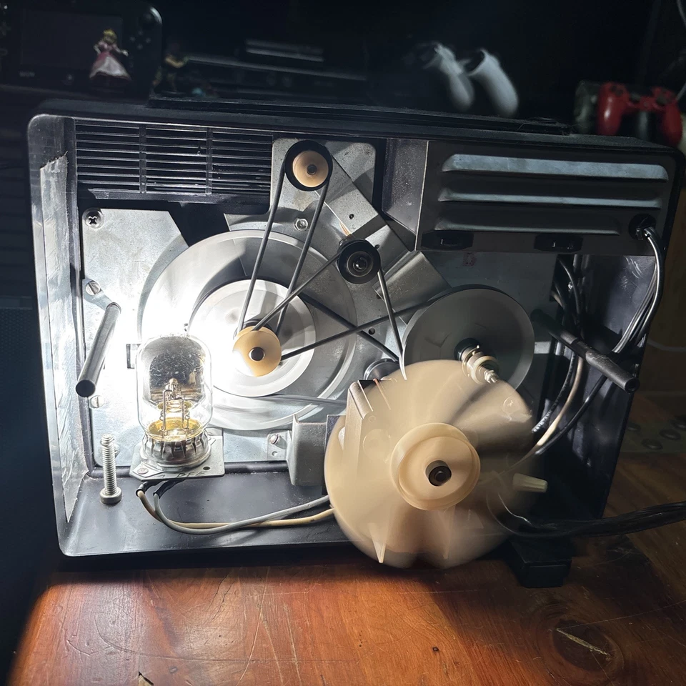 Keystone 双 8 毫米电影投影仪型号 K-539 复古、已测试并正常工作! — 第 3/4 张图片