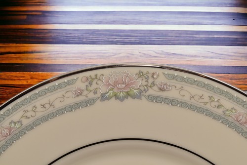Lenox Cosmopolitan Collection Charleston Fine China Salad Plate - Picture 2 of 7
