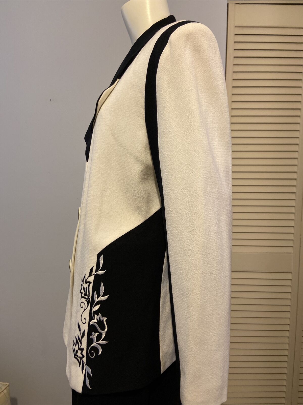 Picture 6 of 10