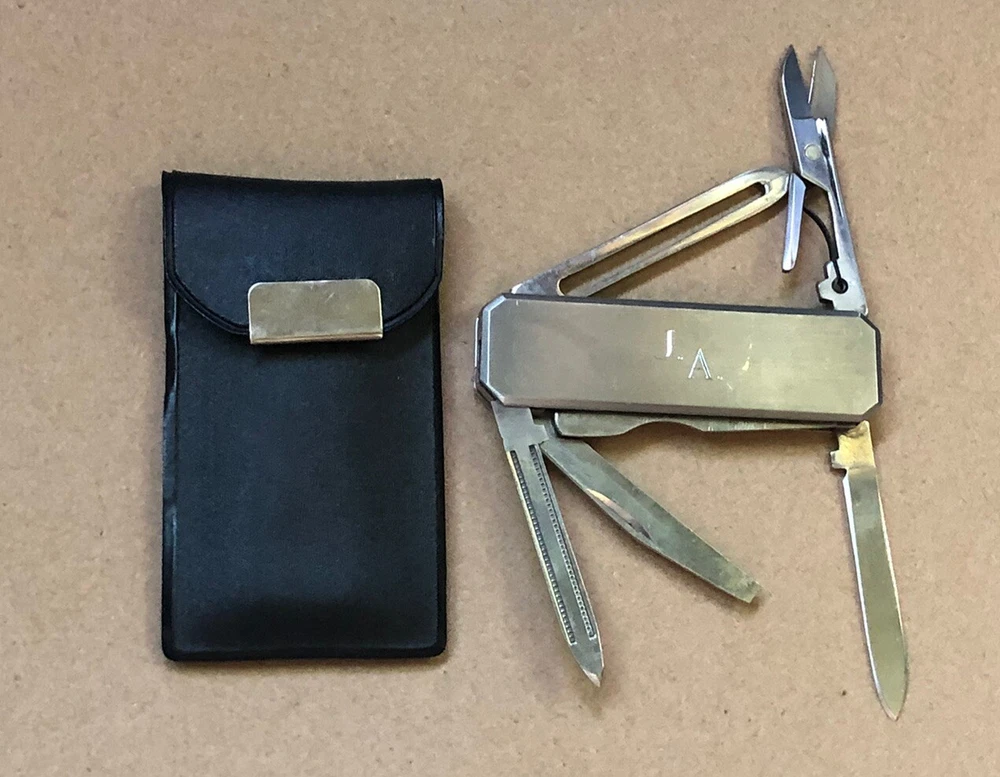 Multi Tool Pocket Knife With Sheath