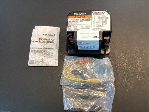 Honeywell R7184U1004 Universal Interrupted - Intermittent Electronic Oil Primary - Picture 4 of 7