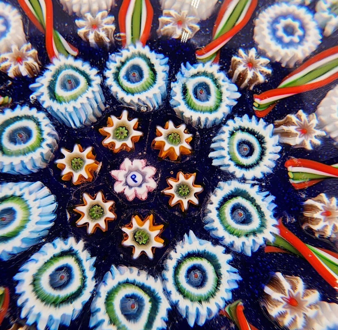 Vtg PERTHSHIRE Scotland PP1 13 Spoke Millefiori On Blue Art Glass